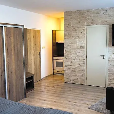فندق مبيت وإفطار Stracena 3*