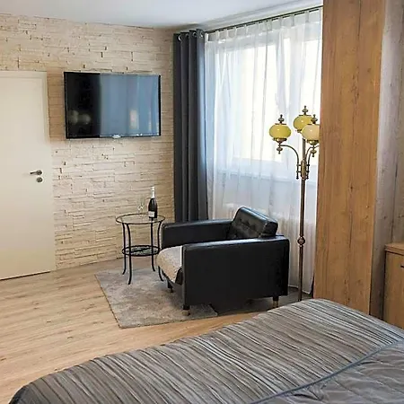 Stracena فندق مبيت وإفطار
