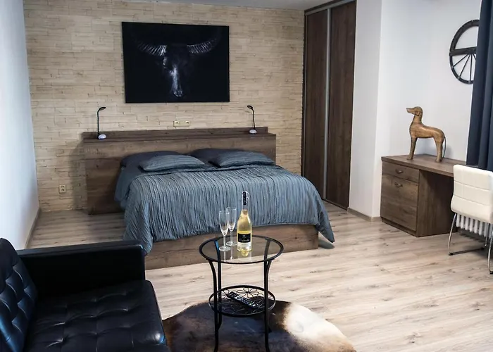 Stracena Bed and Breakfast 3*